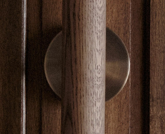 An alternative image of Found Walnut in use